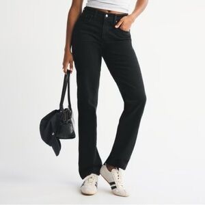 NWT Abercrombie & Fitch Curve Love Mid Rise 90s Straight Jeans